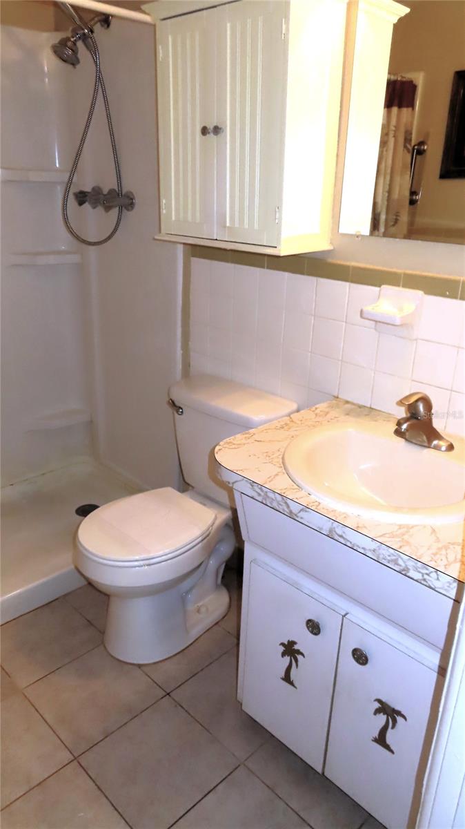 ON TOP OF THE WORLD - Residential