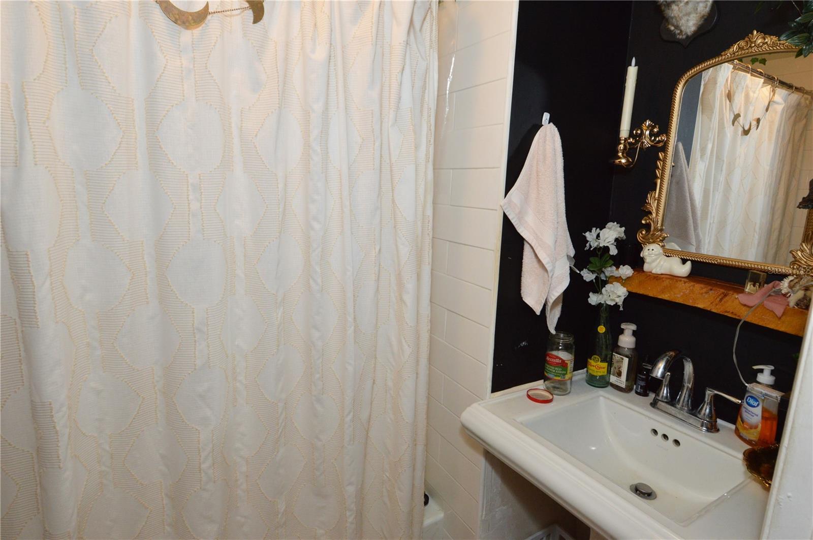 HALLS CENTRAL AVE 2 - Residential Income