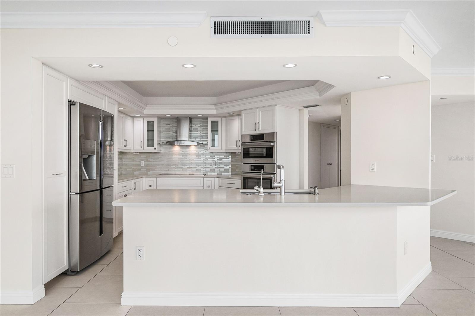 CONDO ON THE BAY - Residential Lease