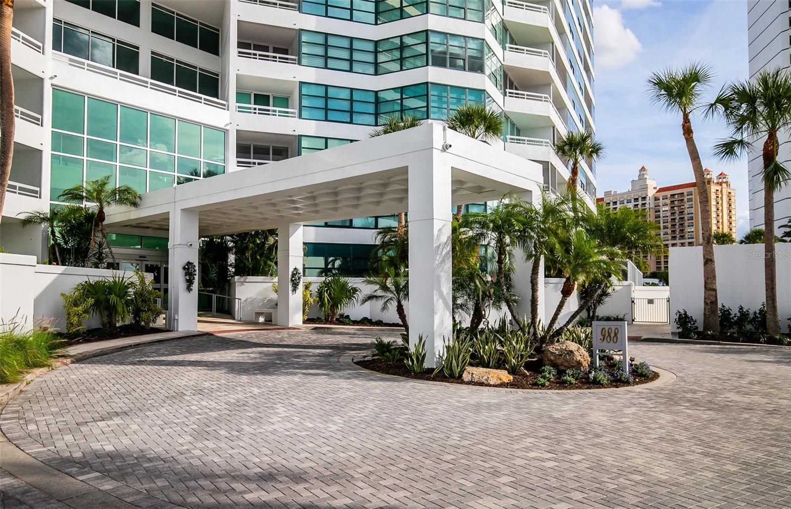 CONDO ON THE BAY - Residential Lease