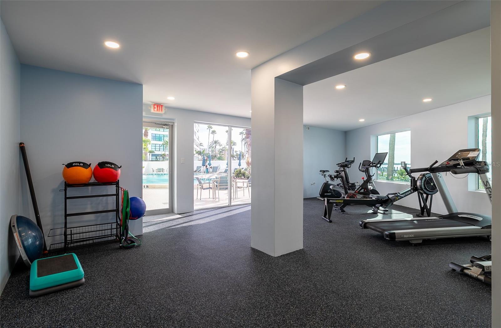 CONDO ON THE BAY - Residential Lease