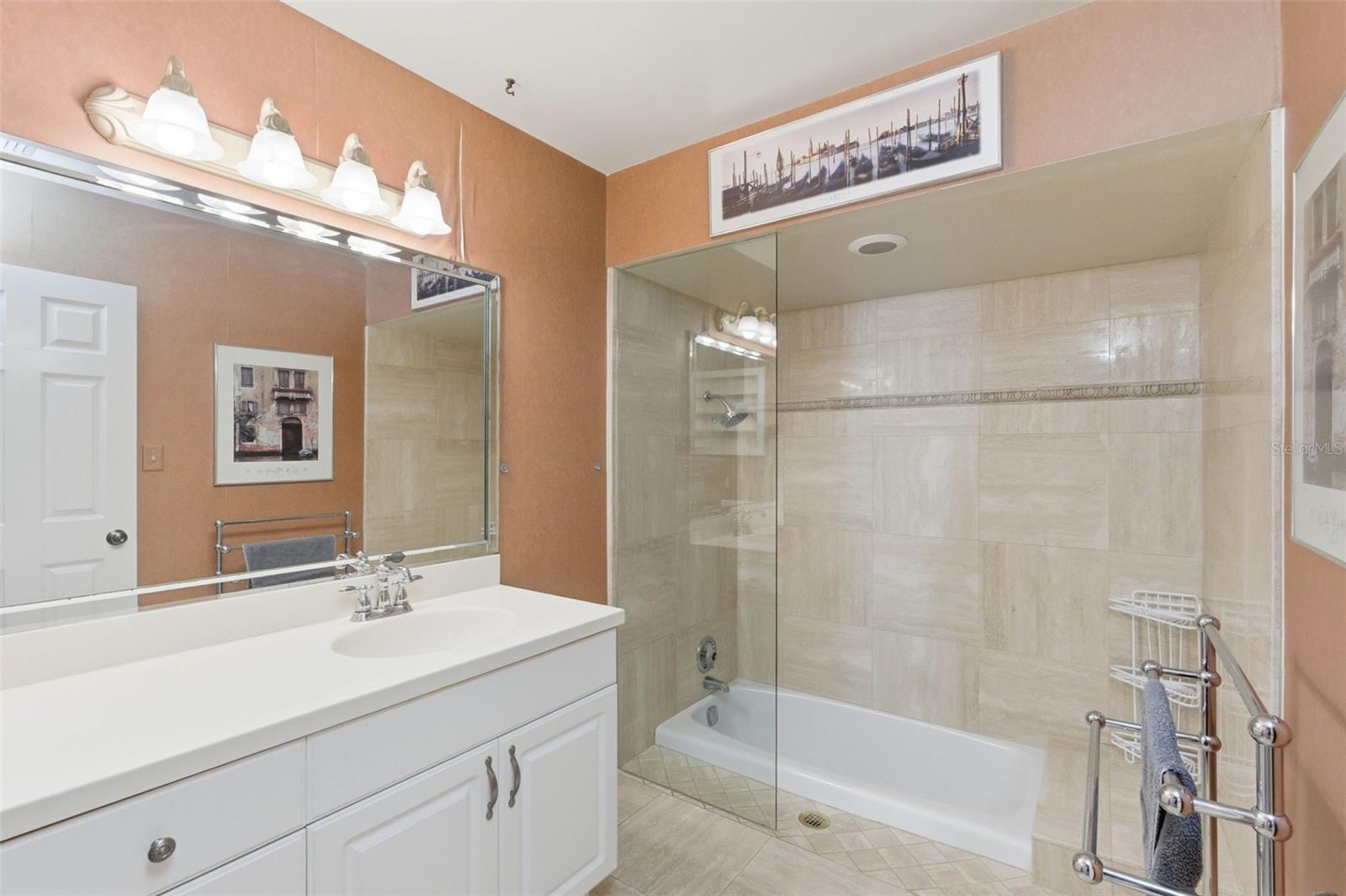 CHATEAUX DE BARDMOOR NO. 1 - Residential