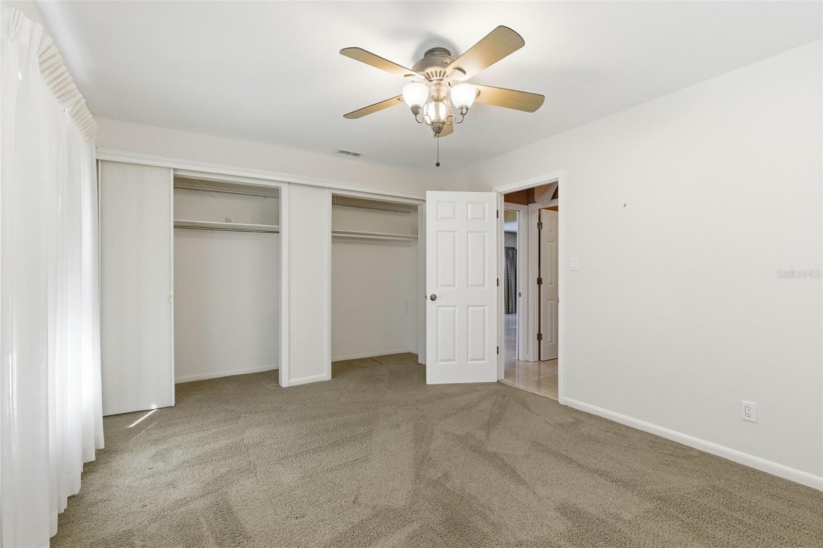 CHATEAUX DE BARDMOOR NO. 1 - Residential