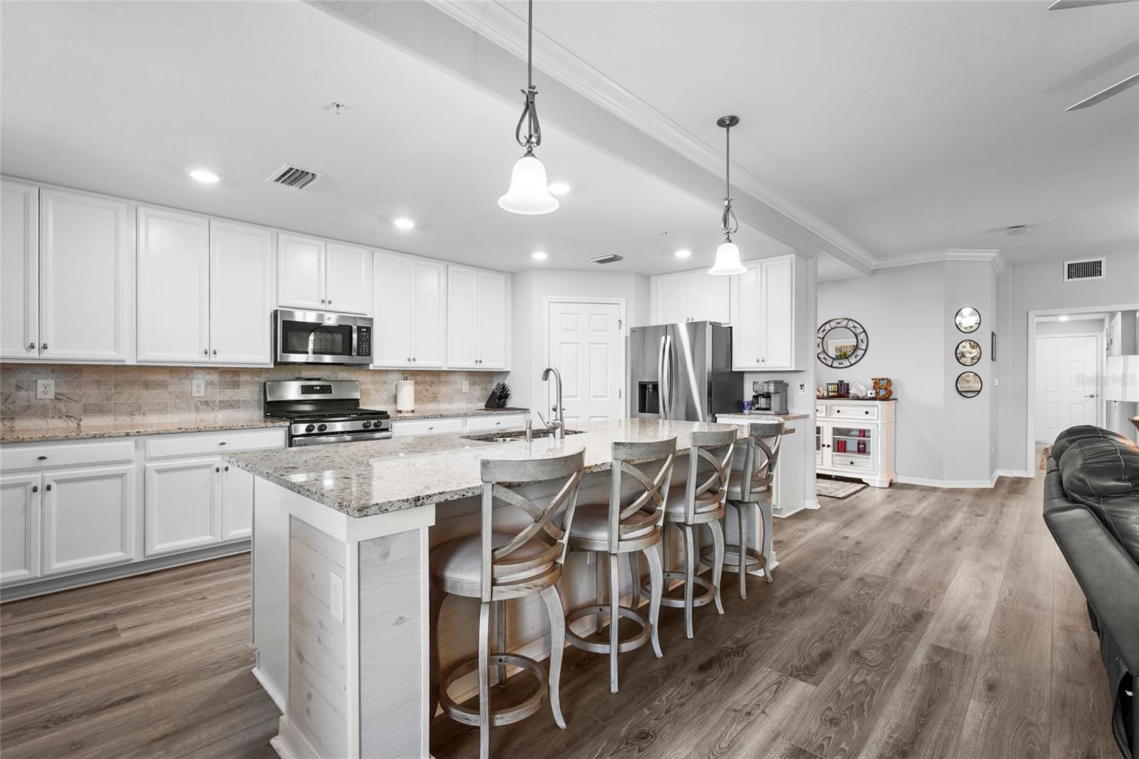 COACH HOMES IV AT LAKEWOOD NATIONAL PH 1 - Residential