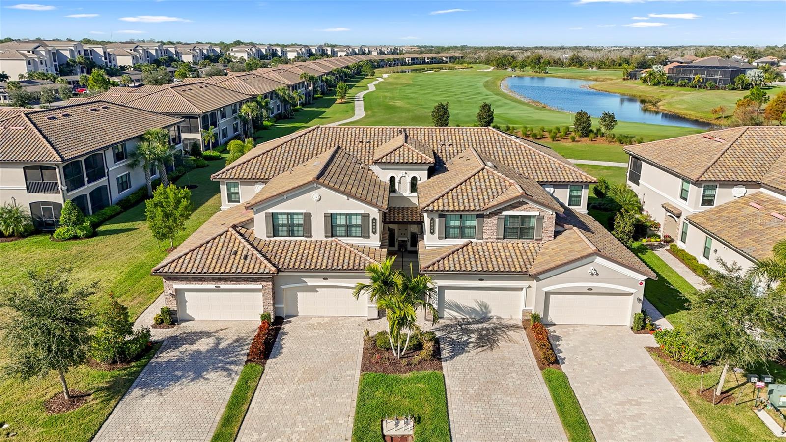 COACH HOMES IV AT LAKEWOOD NATIONAL PH 1 - Residential