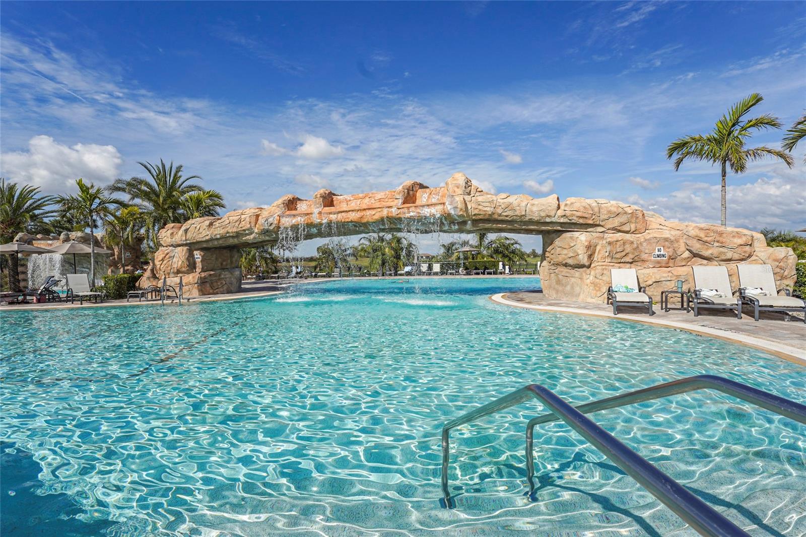 COACH HOMES IV AT LAKEWOOD NATIONAL PH 1 - Residential