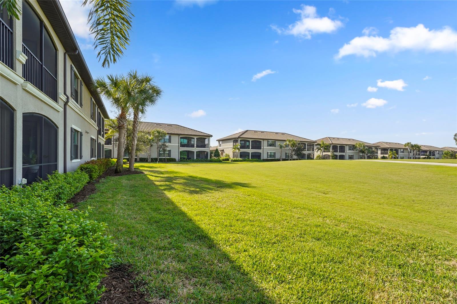 COACH HOMES IV AT LAKEWOOD NATIONAL PH 1 - Residential