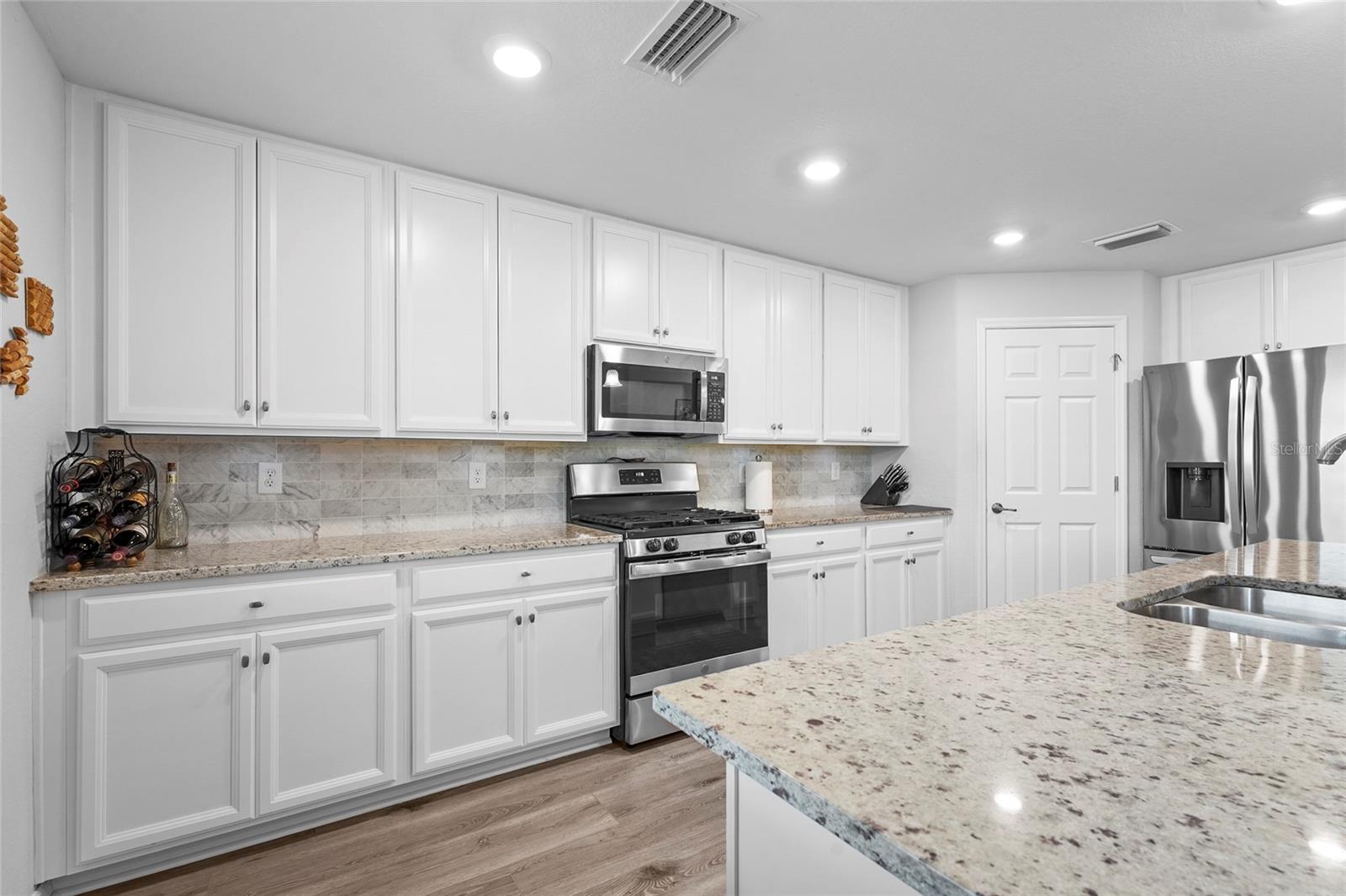 COACH HOMES IV AT LAKEWOOD NATIONAL PH 1 - Residential