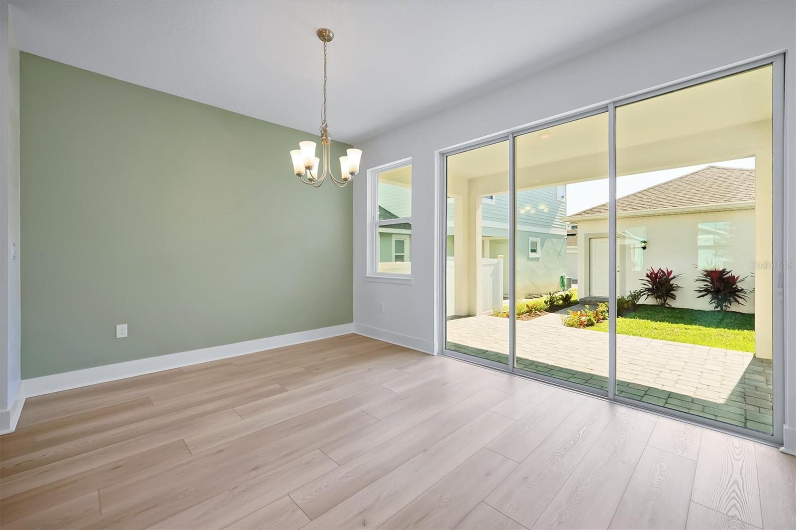 WINDING BAY PH 3 - Residential