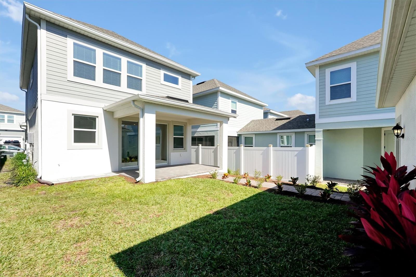 WINDING BAY PH 3 - Residential