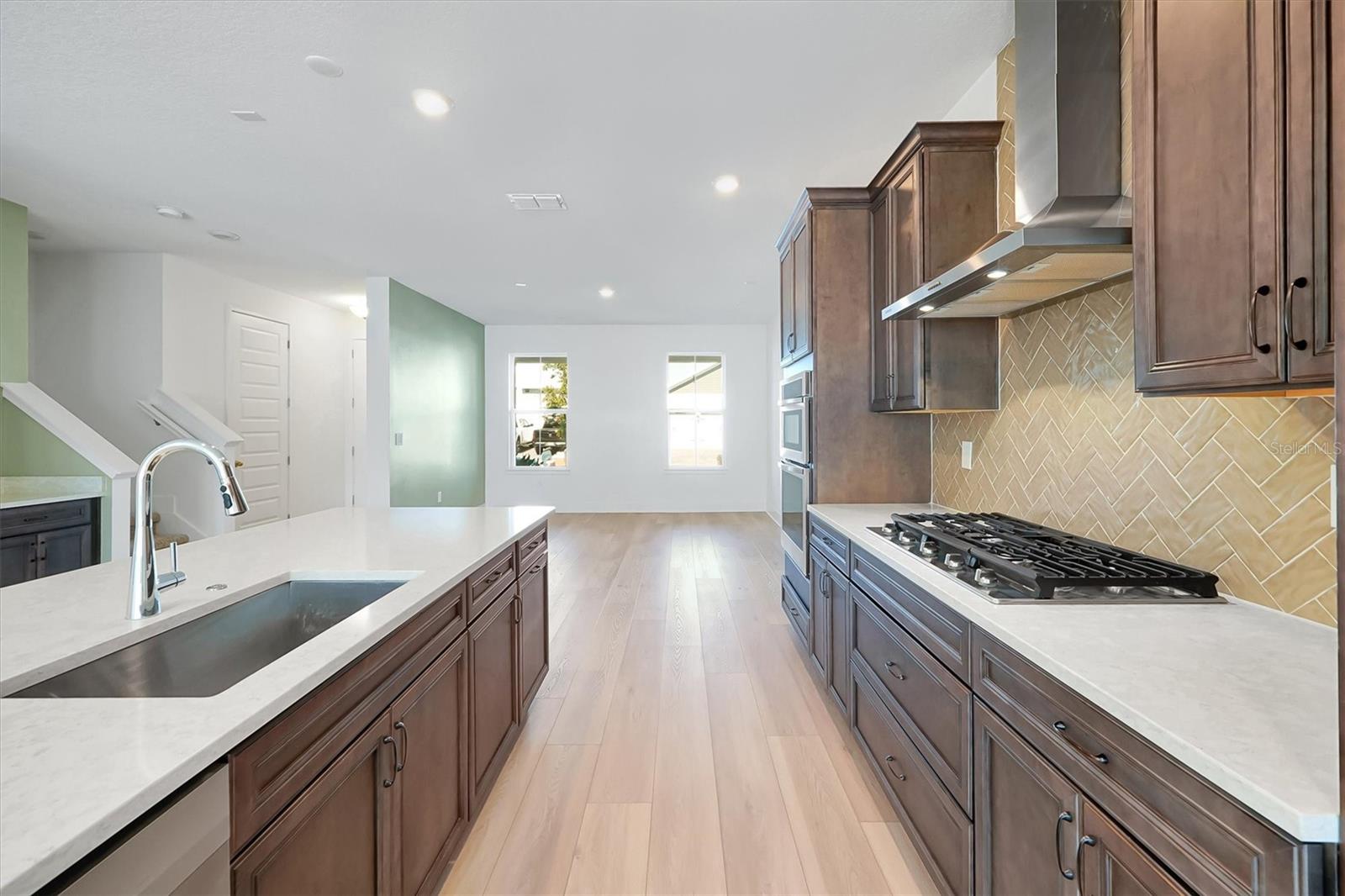 WINDING BAY PH 3 - Residential