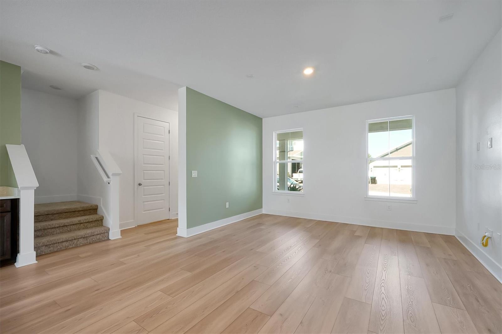 WINDING BAY PH 3 - Residential