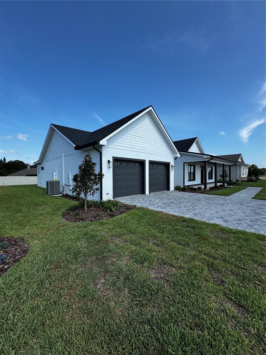 1787 LAKEHILL DRIVE