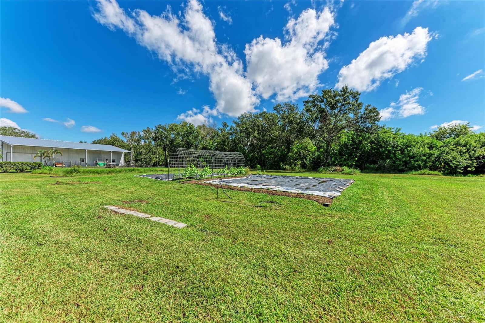 RACIMO RANCHES - Residential