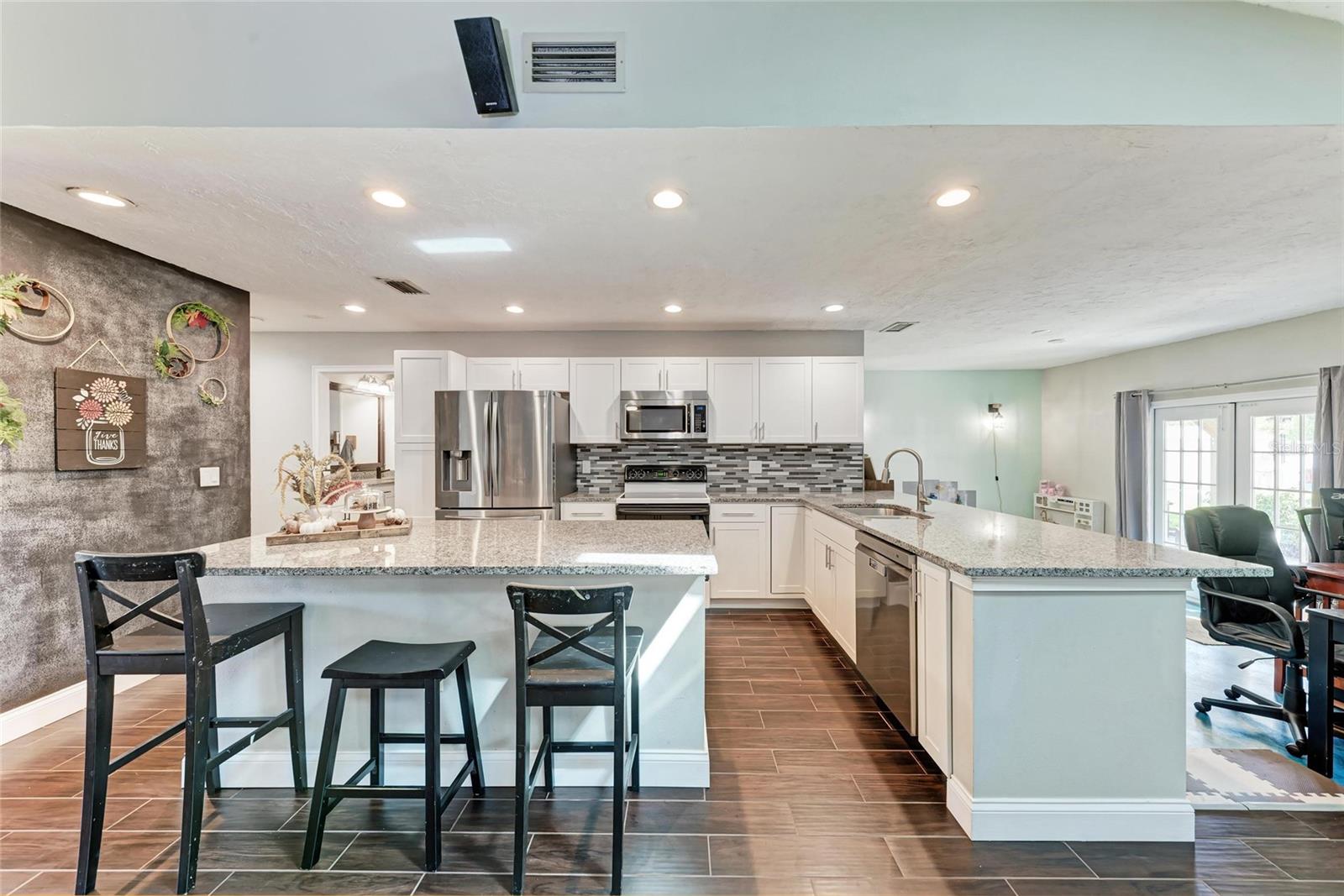 RACIMO RANCHES - Residential