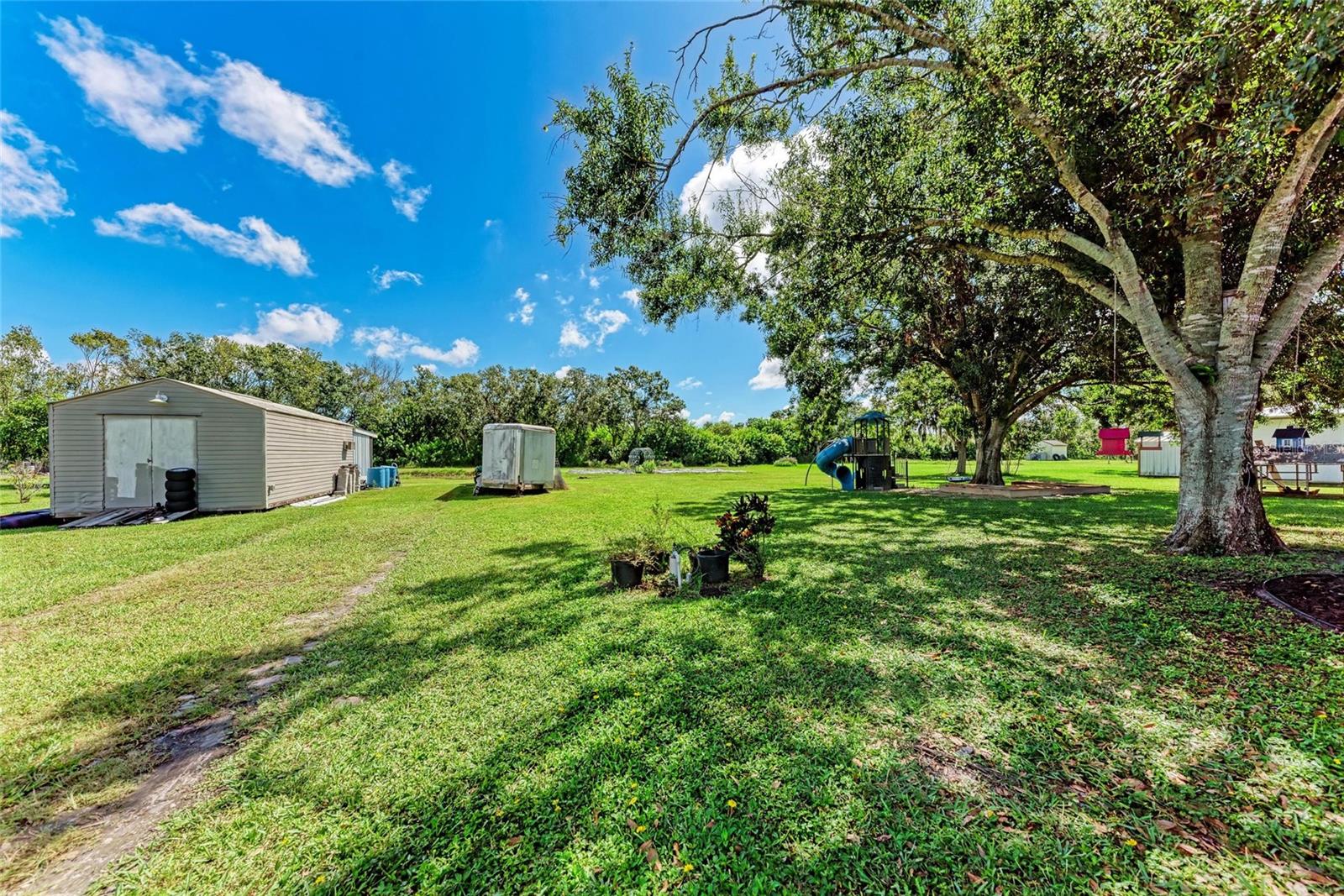 RACIMO RANCHES - Residential