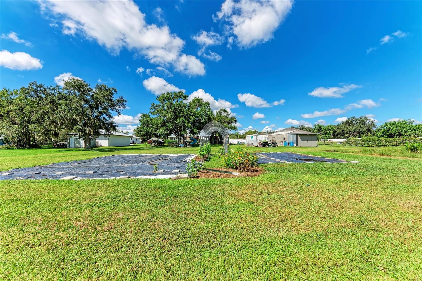 RACIMO RANCHES - Residential