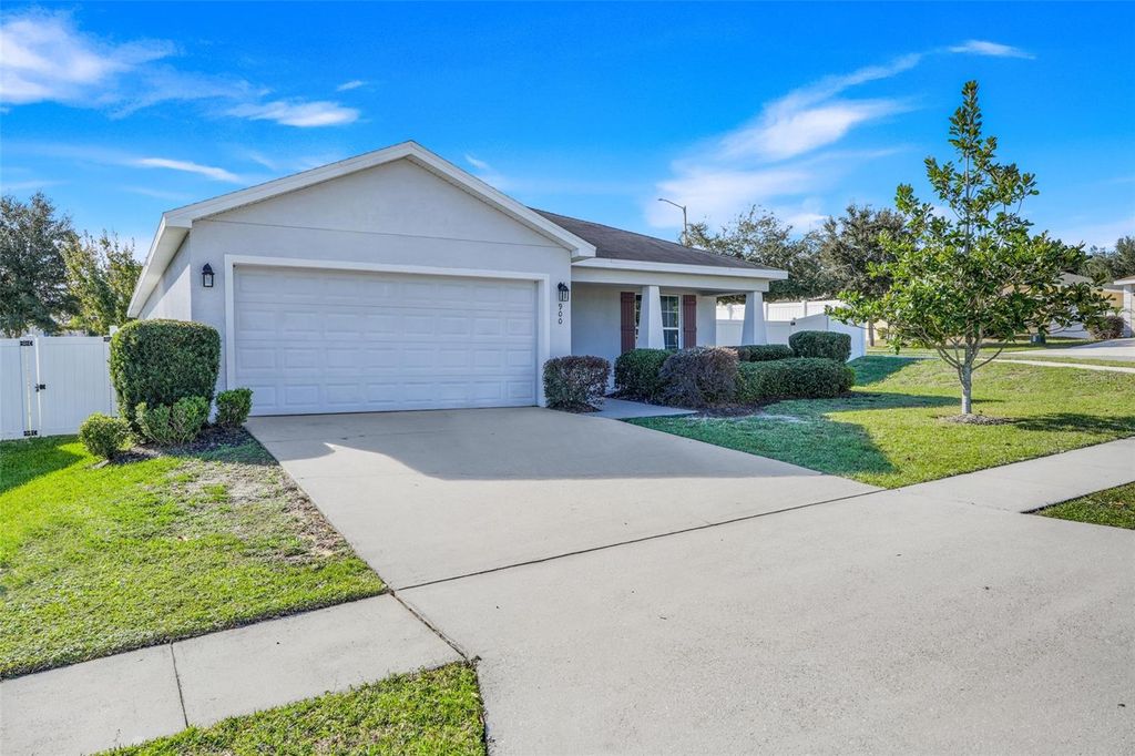 Photo of 900 Kingfisher Drive, Haines City, FL 33844 (MLS # O6378292)