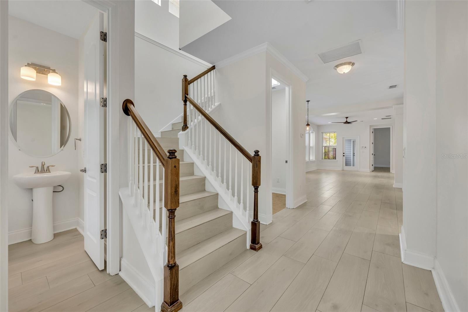 13913 HAHN LANE