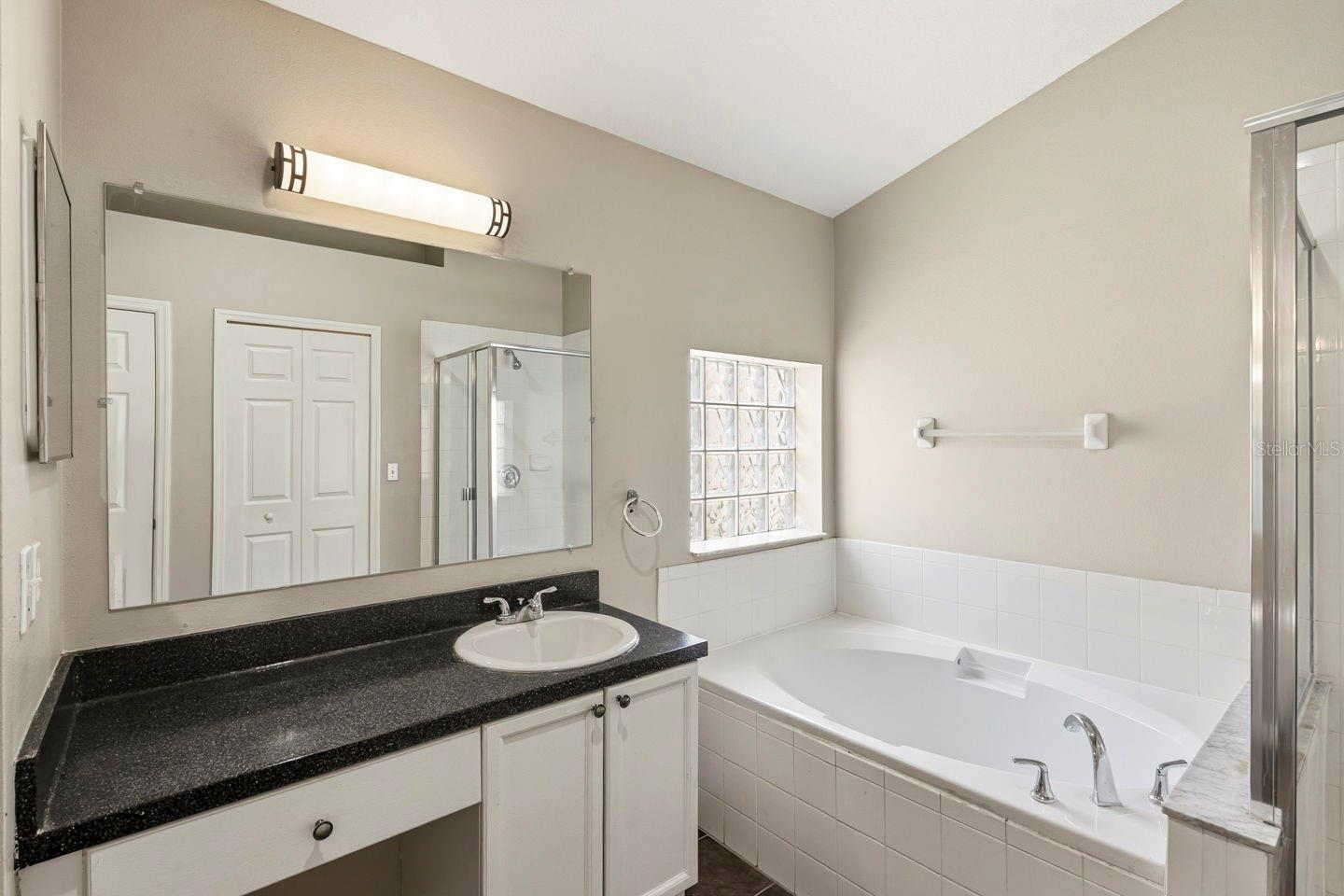 WESTON HILLS SUB - Residential