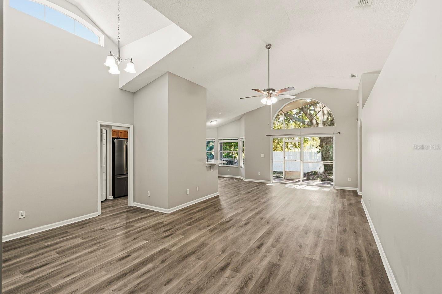 WESTON HILLS SUB - Residential