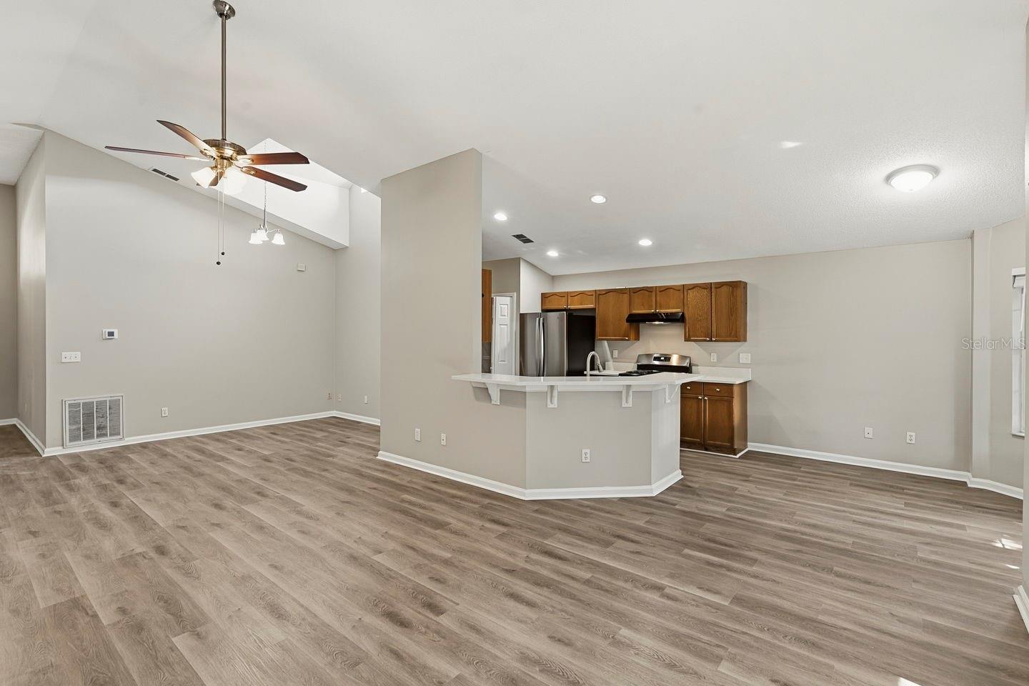 WESTON HILLS SUB - Residential