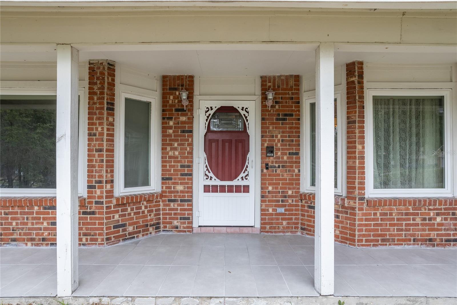 5009 SCARSDALE MANOR LANE