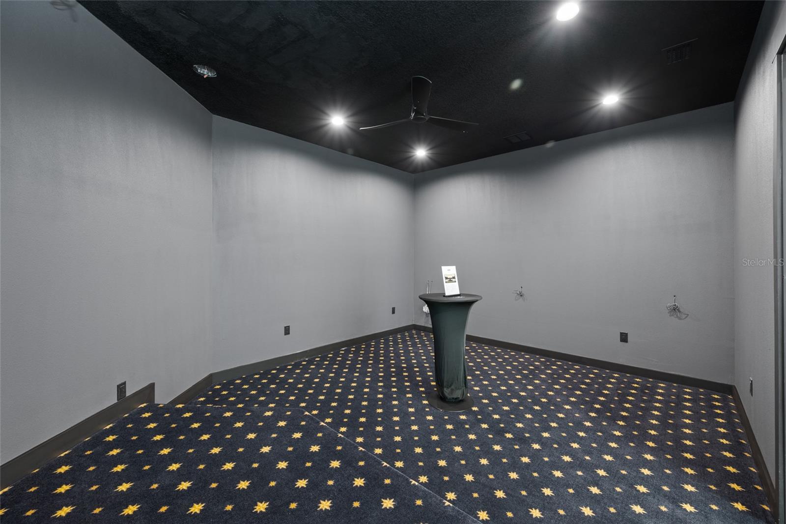 SECOND ADDITION ISLE OF PALMS - Residential