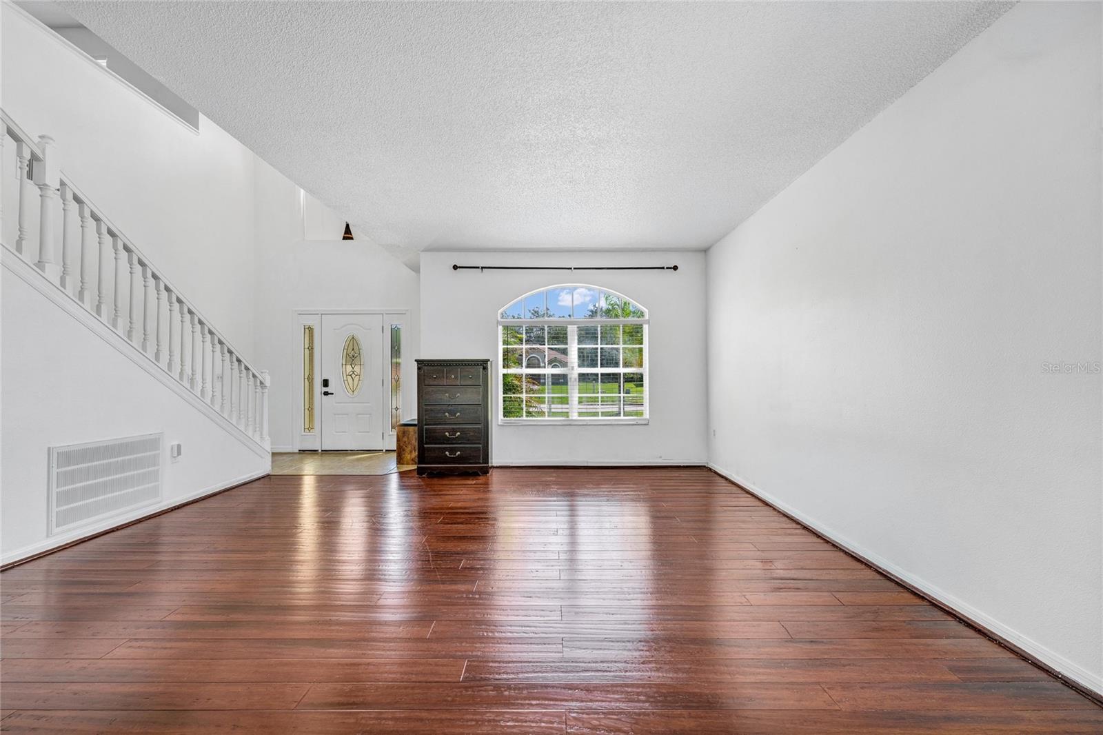 471 ACACIA TREE WAY