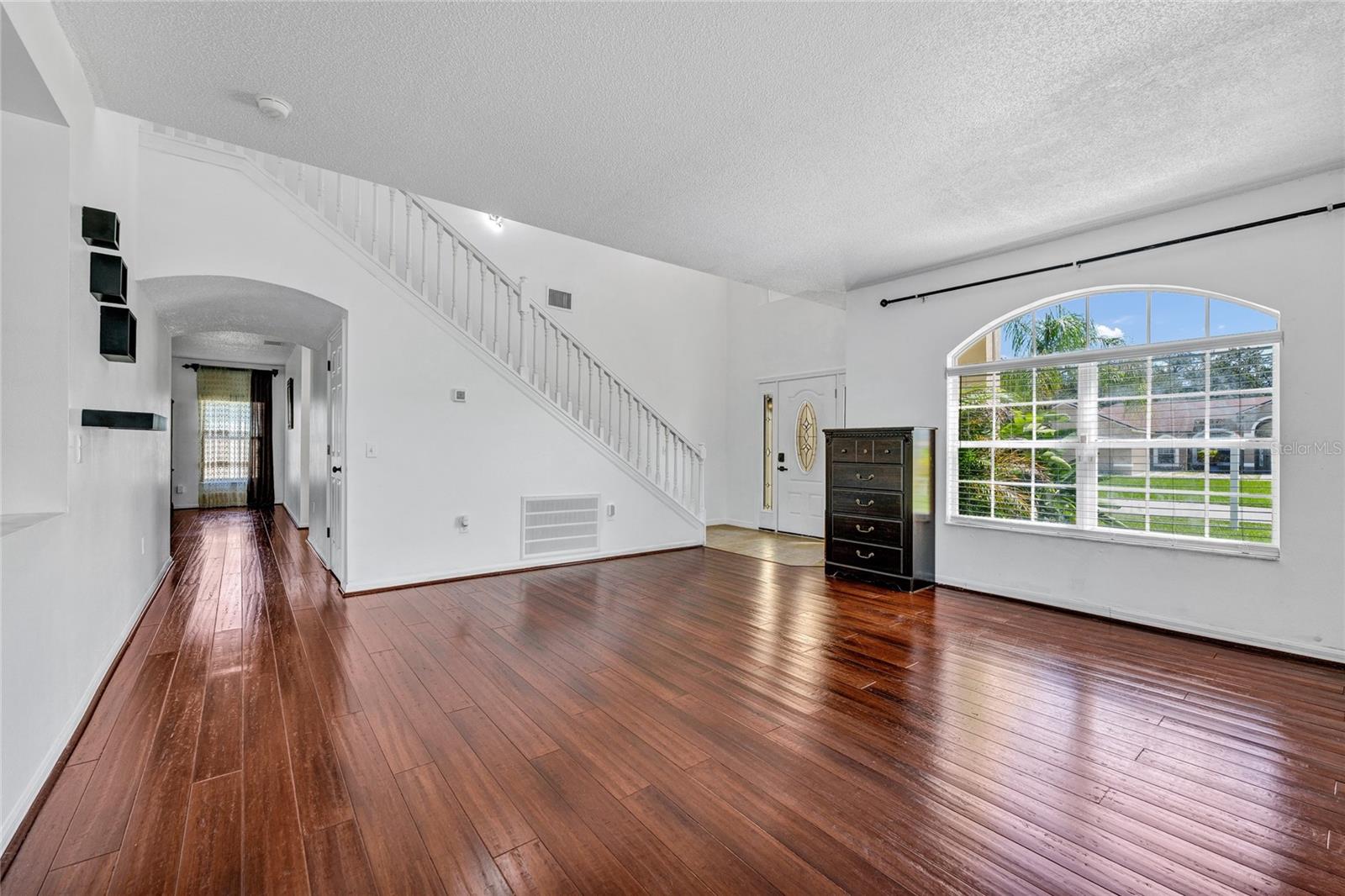 471 ACACIA TREE WAY