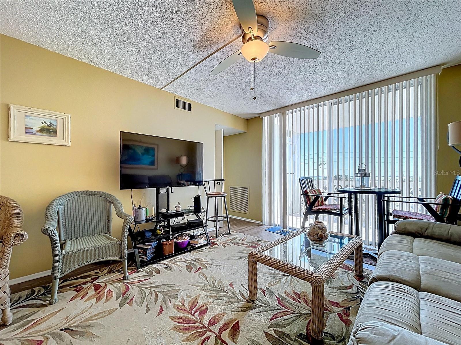 DOUGLAS ARMS CONDOMINIUM - Residential