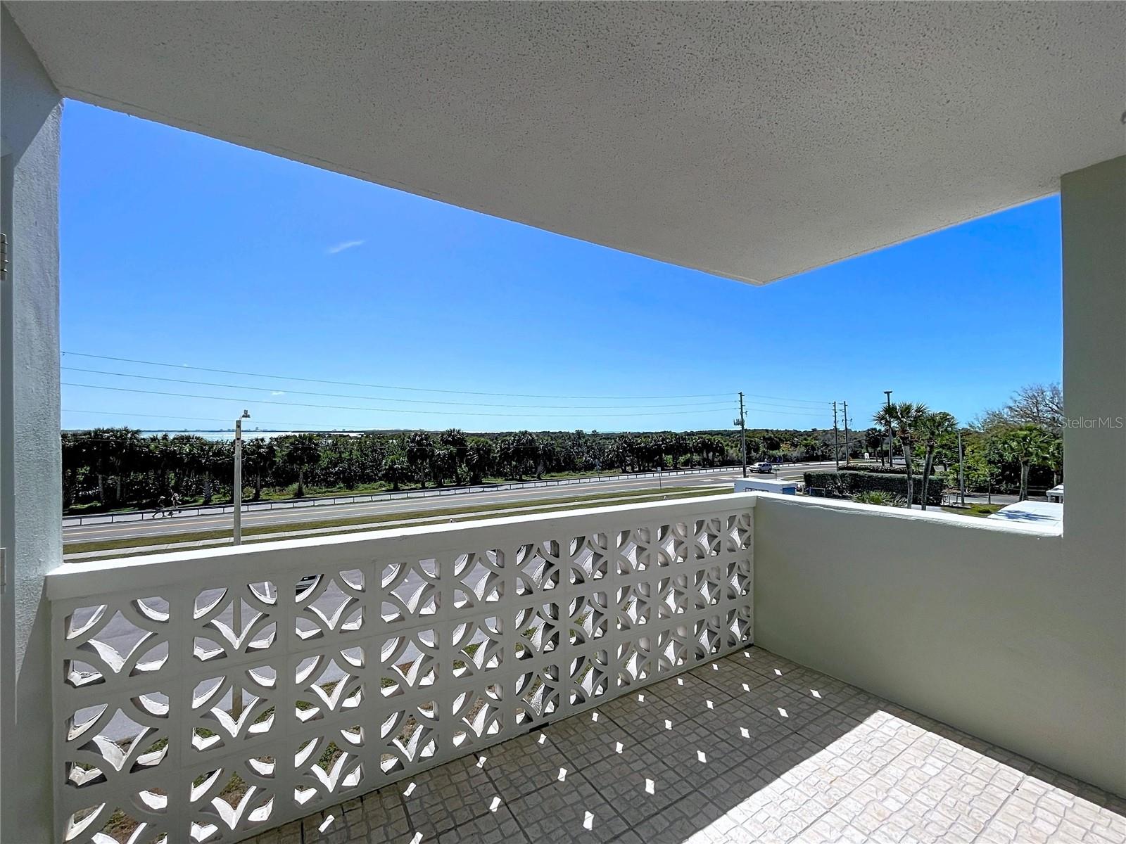 DOUGLAS ARMS CONDOMINIUM - Residential