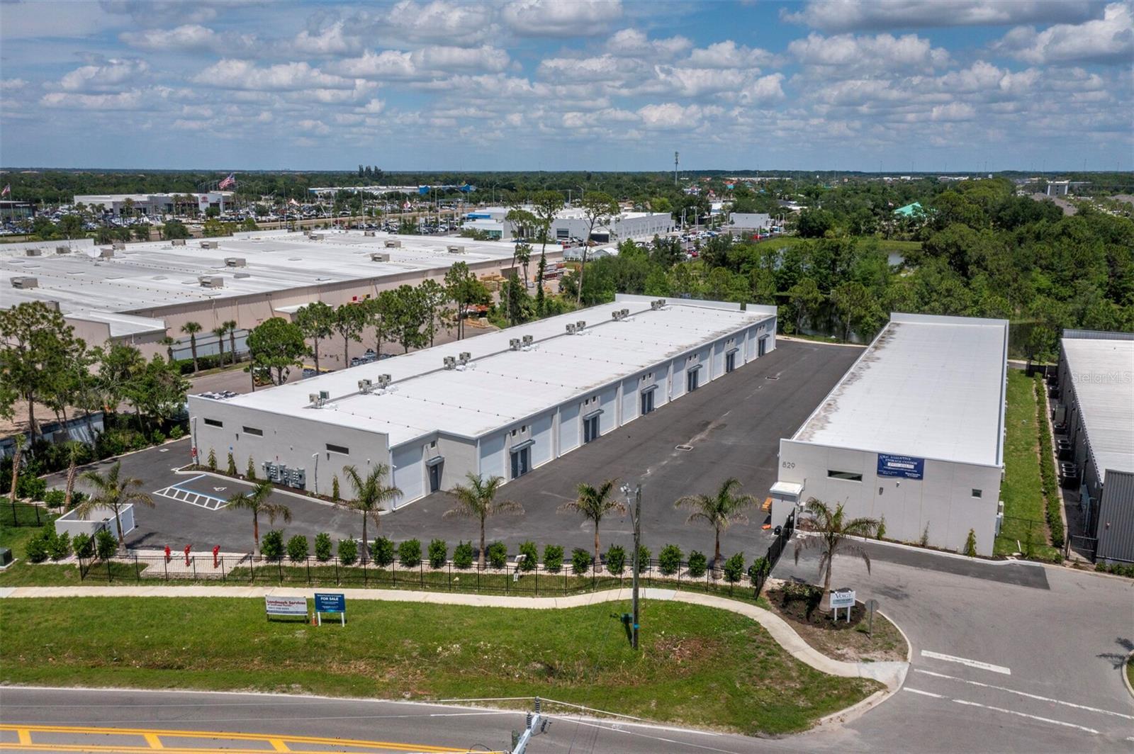 SR 64 EXECUTIVE STORAGE - Residential