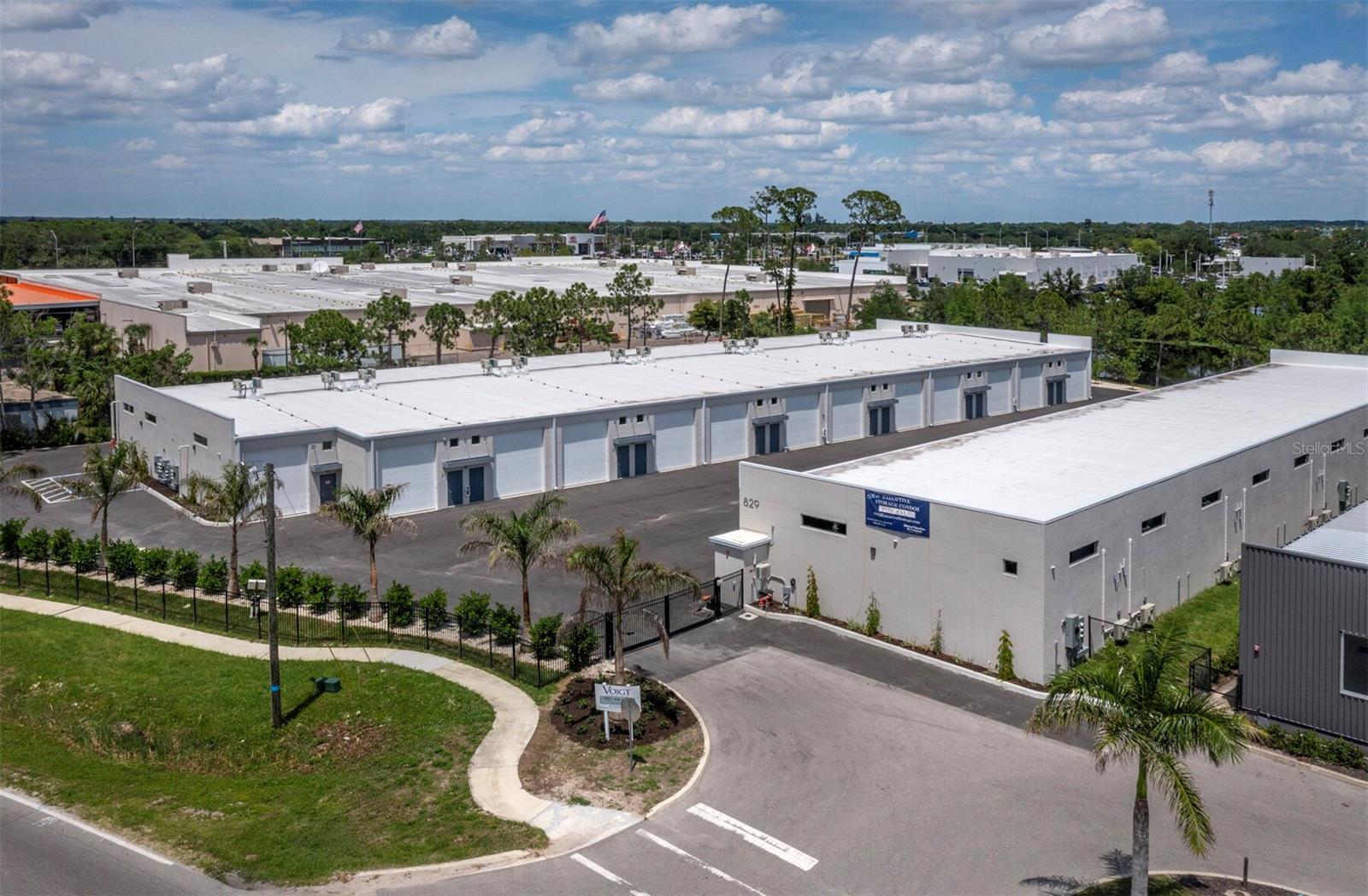 SR 64 EXECUTIVE STORAGE - Residential