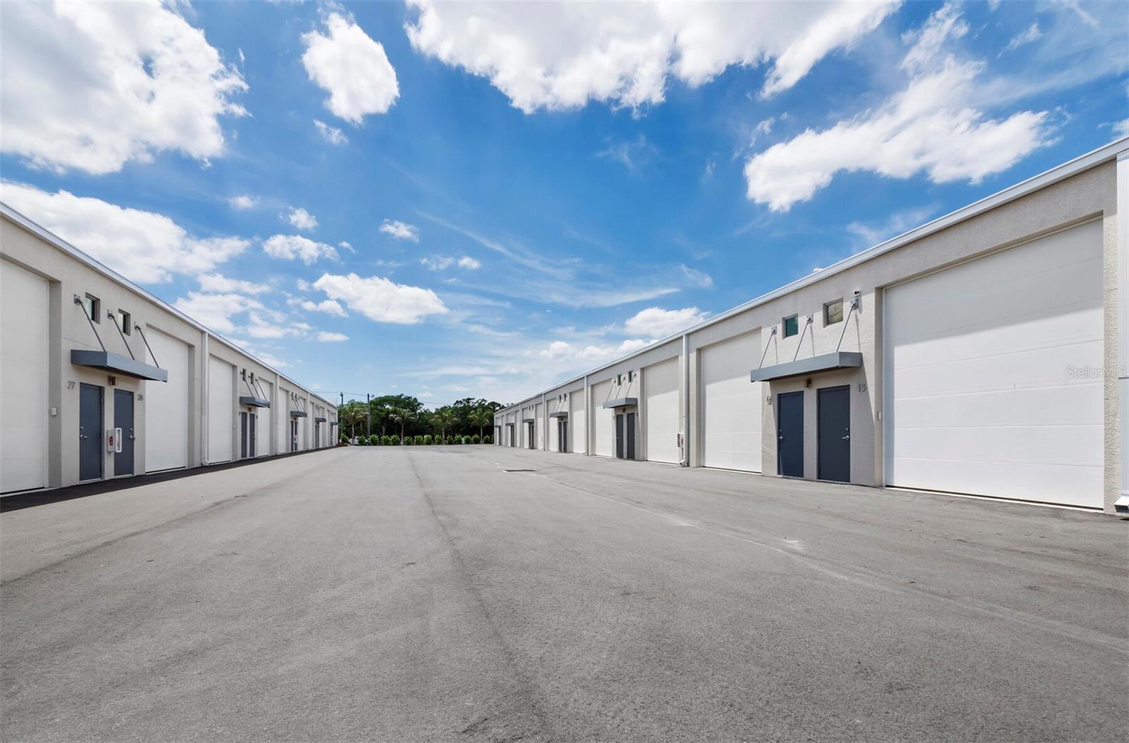 SR 64 EXECUTIVE STORAGE - Residential