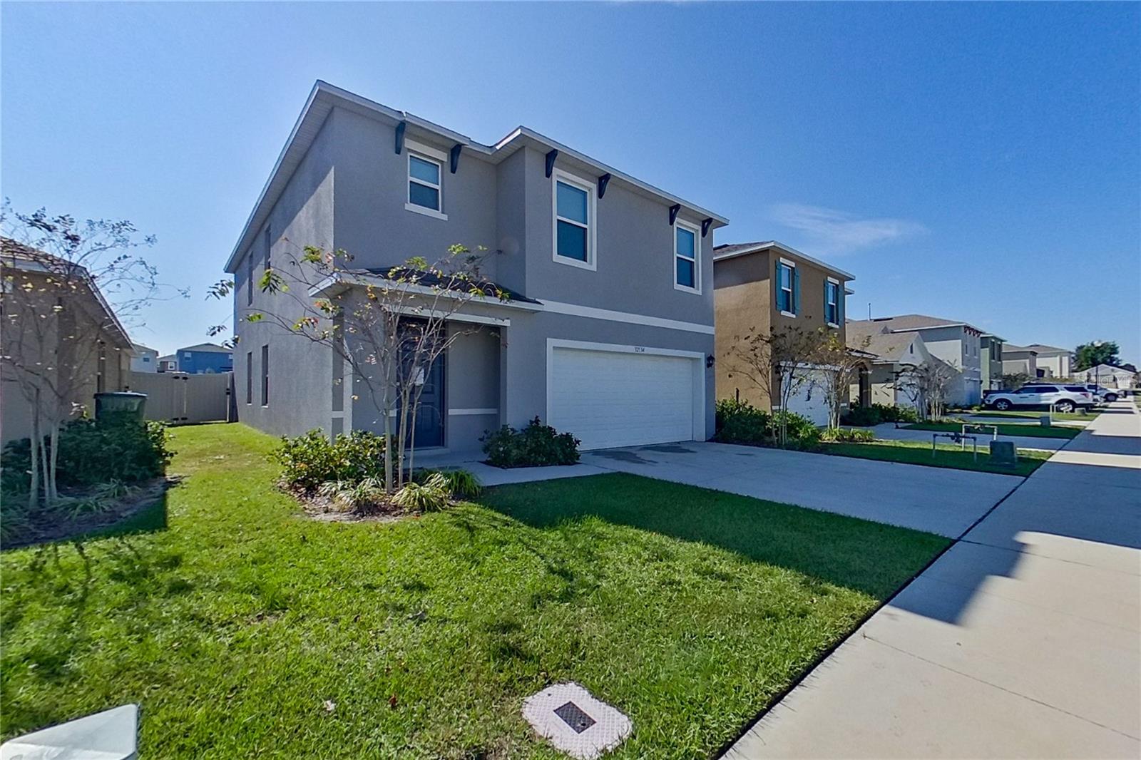 LAKE GRIFFIN RESERVE - Residential Lease