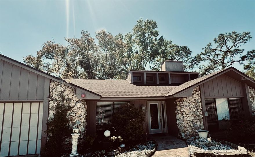 BIG HOME! BIG POSSIBILITIES!!  DONT WAIT!!!
RESIDENTIAL HOME BUT COULD BE GROUP HOME! PREVIOUS OWNER GOT PERMITS BUT NEVER USED AS PERMITTED SO NOT SURE OF COMPLETION.
BIG BEDROOMS, SPLIT PLAN, (SEPARATE LIVING RM, DINING RM AND FAMILY RM). DINETTE PLUS EAT IN KITCHEN RECENTLY REMODELED.
ROOF 3 YEARS OLD, CENTRAL HVAC ABOUT 3 YEARS OLD, WATER HEATER ABOUT 3 YEARS OLD.
LOT SECLUDED. EXTRA PARKING. BIG GARAGE. SCREENED PORCH.