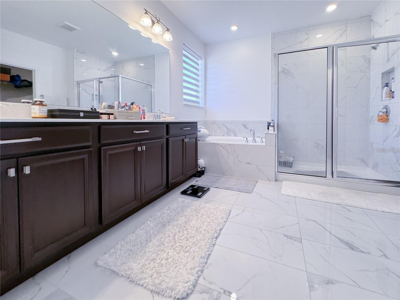 17142 HICKORY WIND DRIVE