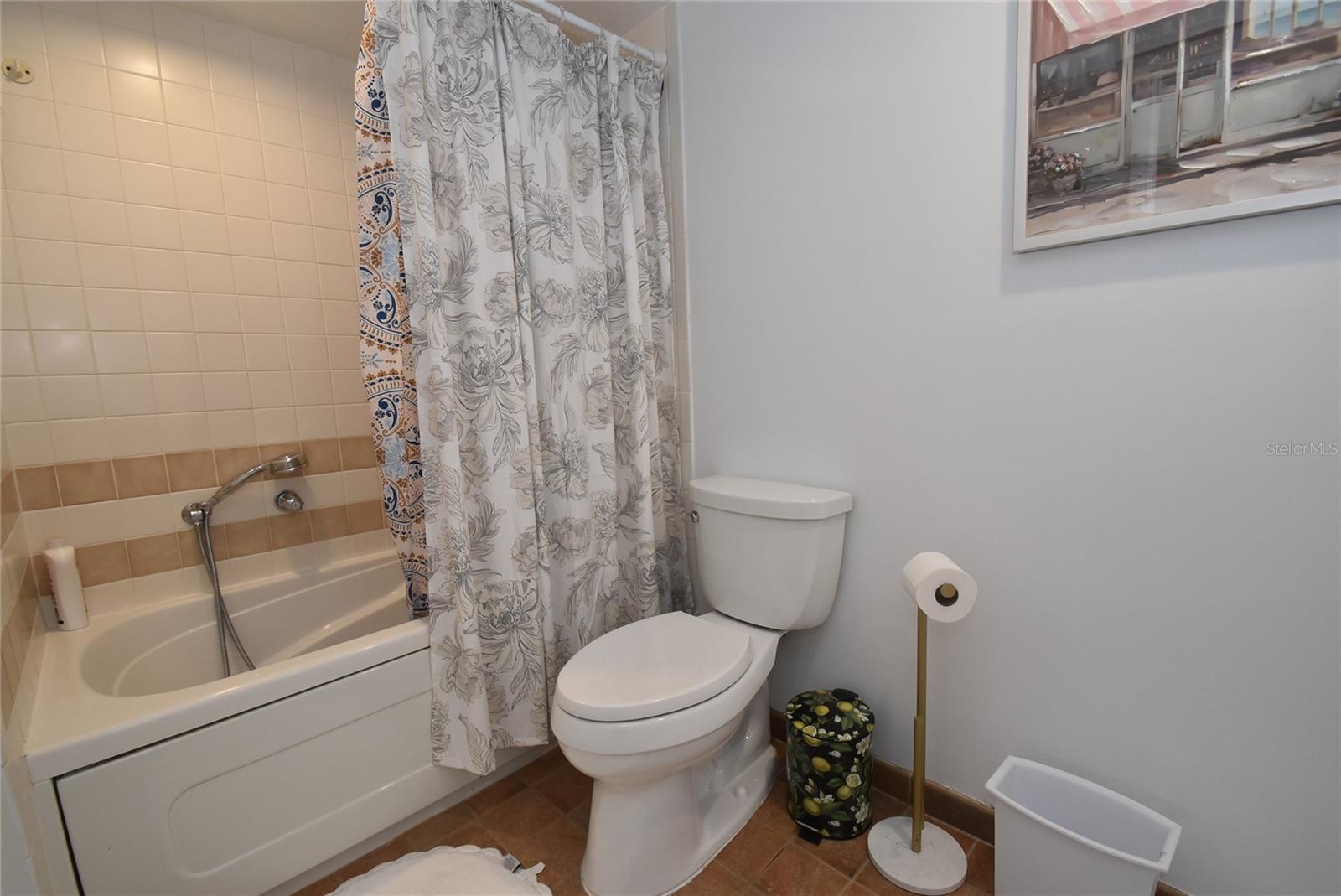 PELICAN COVE XIV - Residential Lease