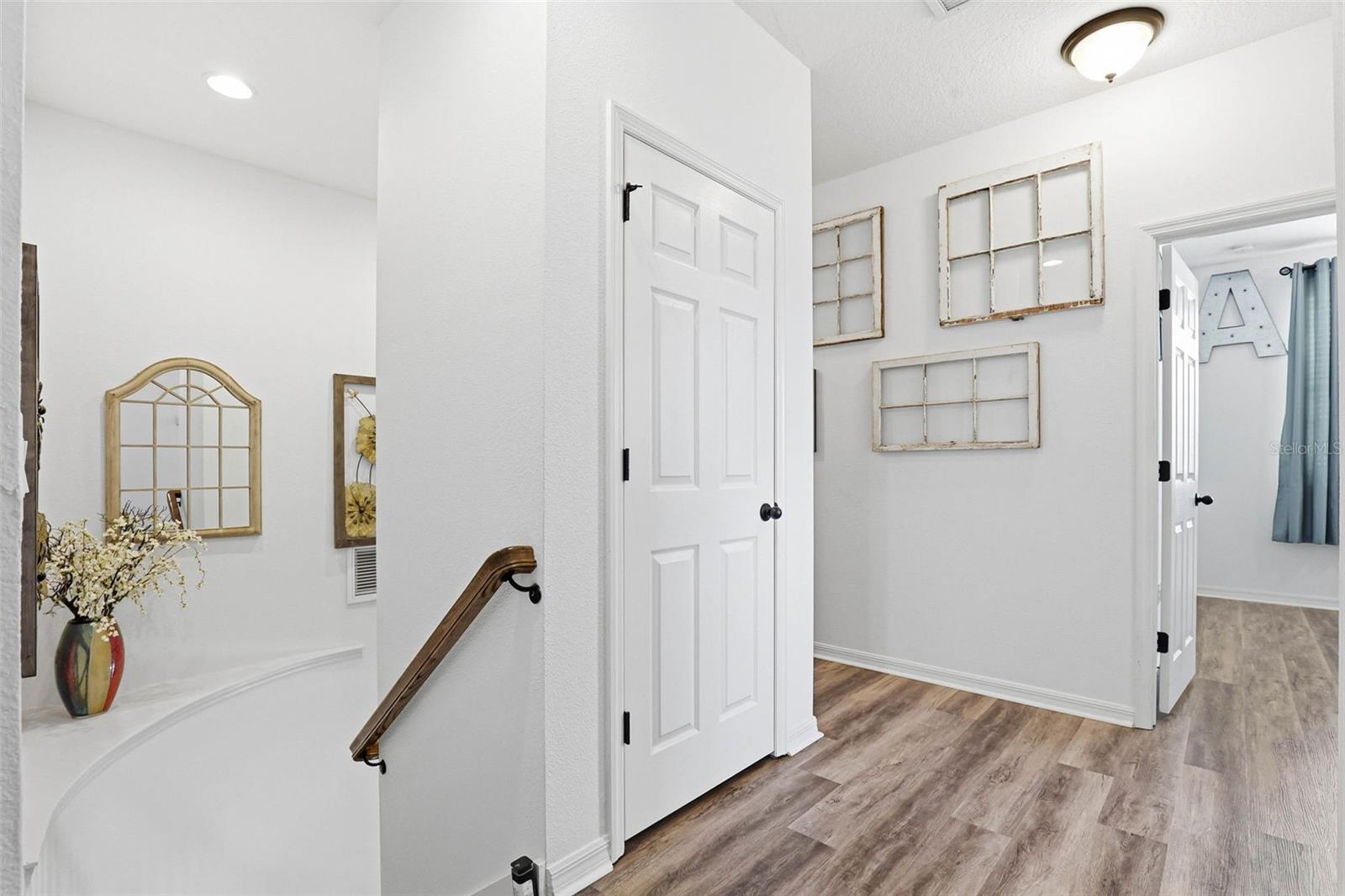 NEW RIVER LAKES PH 01 - Residential