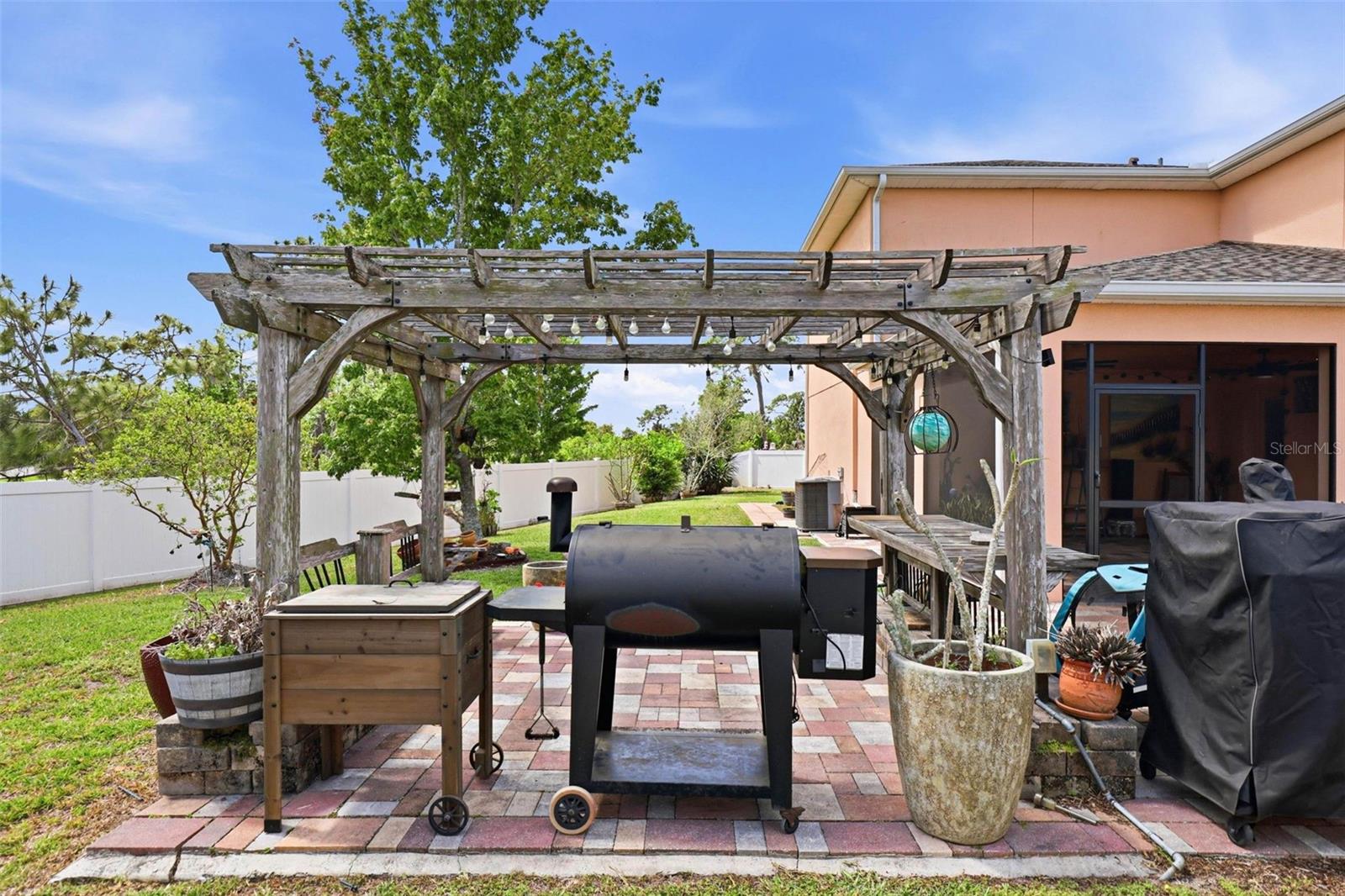 NEW RIVER LAKES PH 01 - Residential