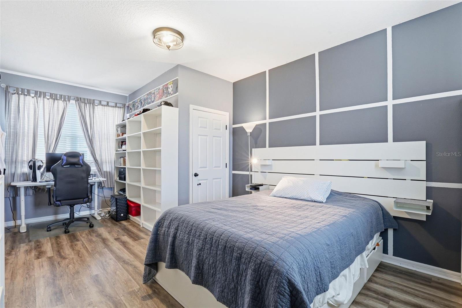 NEW RIVER LAKES PH 01 - Residential