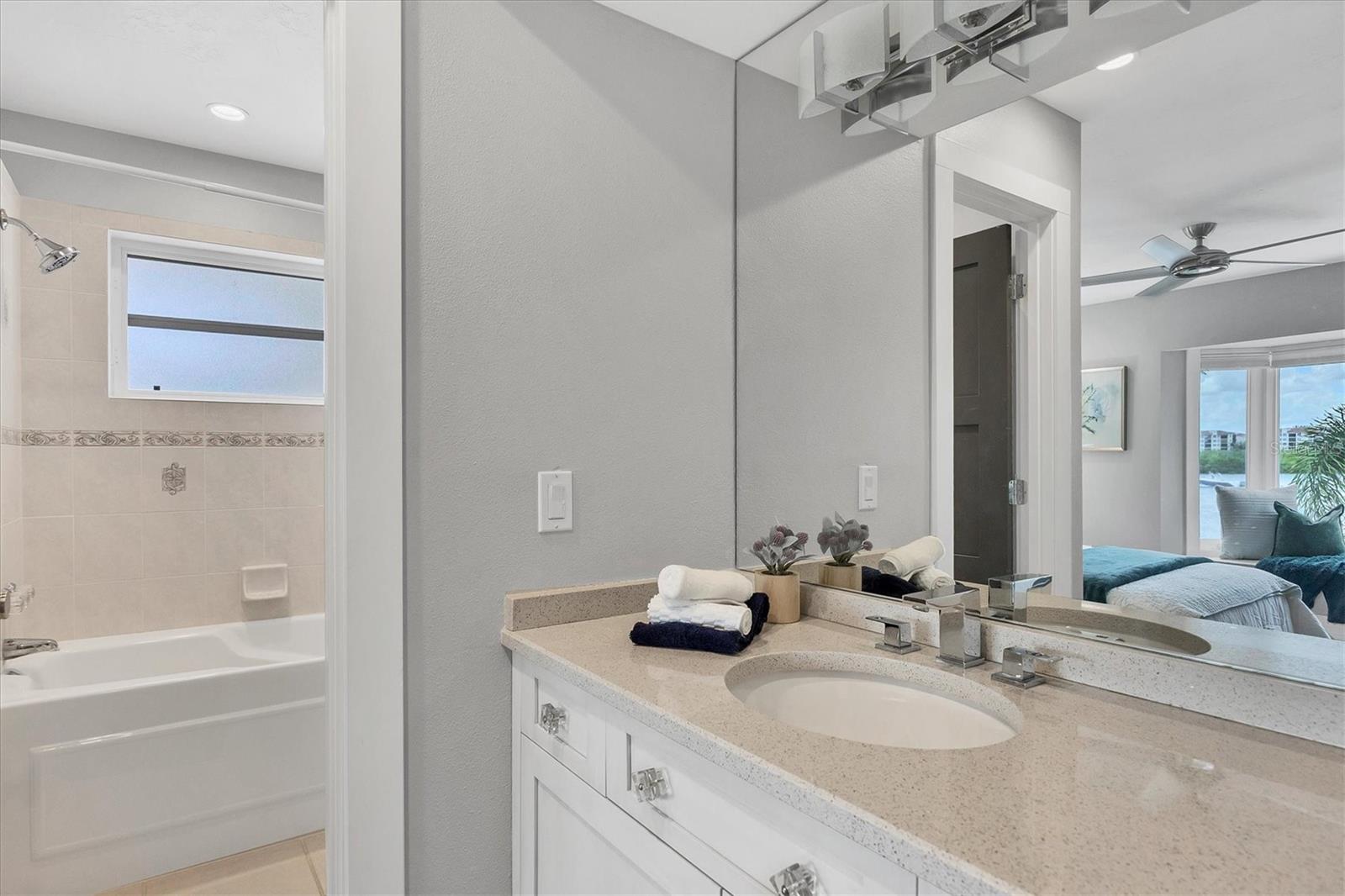 SIESTA COVE - Residential