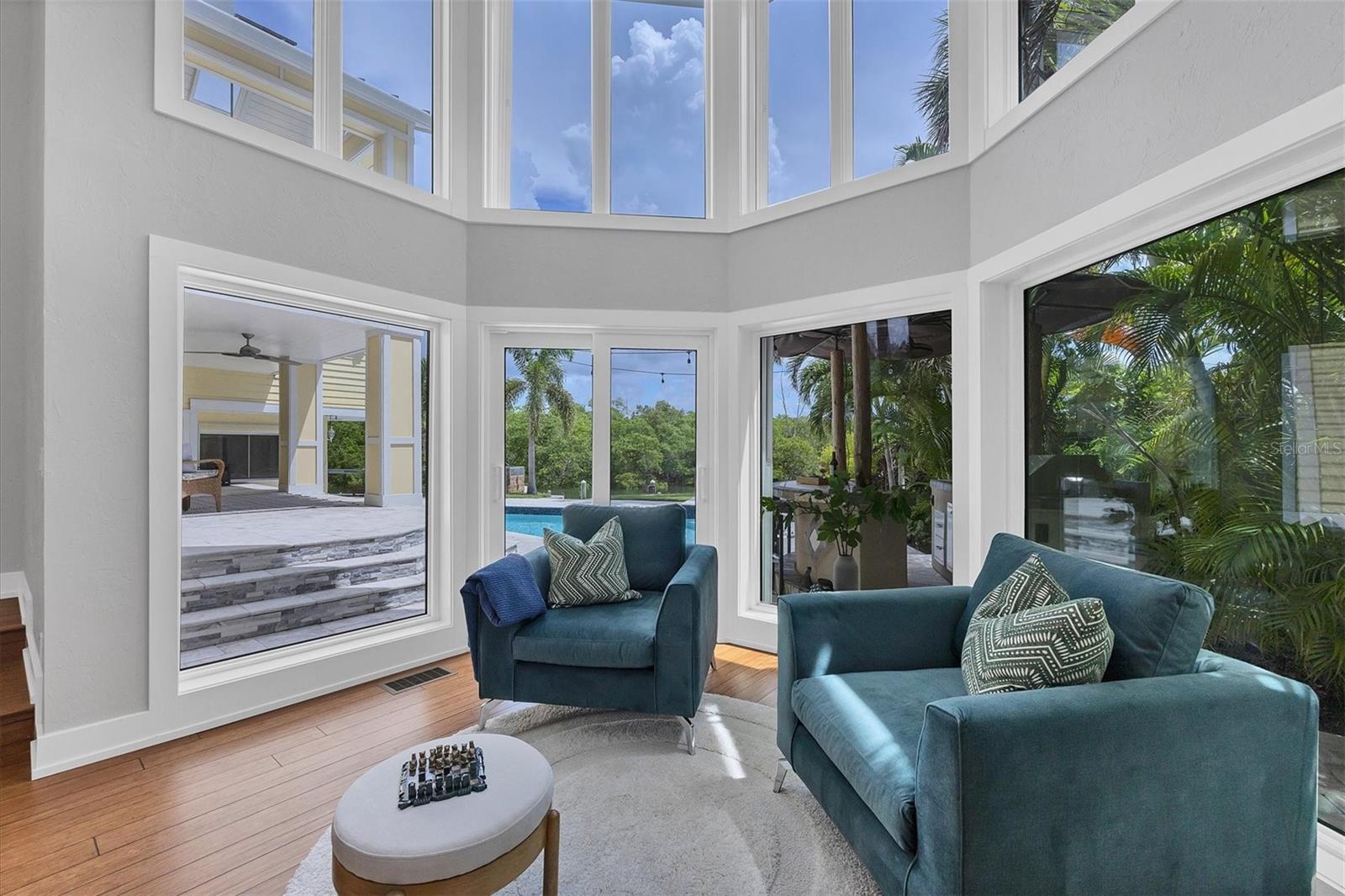 SIESTA COVE - Residential