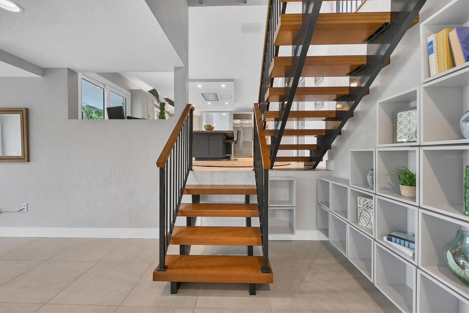 SIESTA COVE - Residential