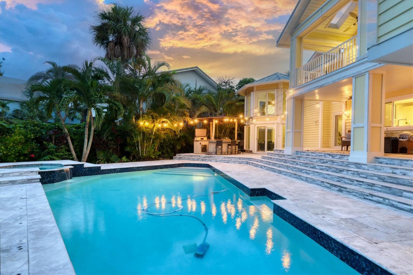 SIESTA COVE - Residential