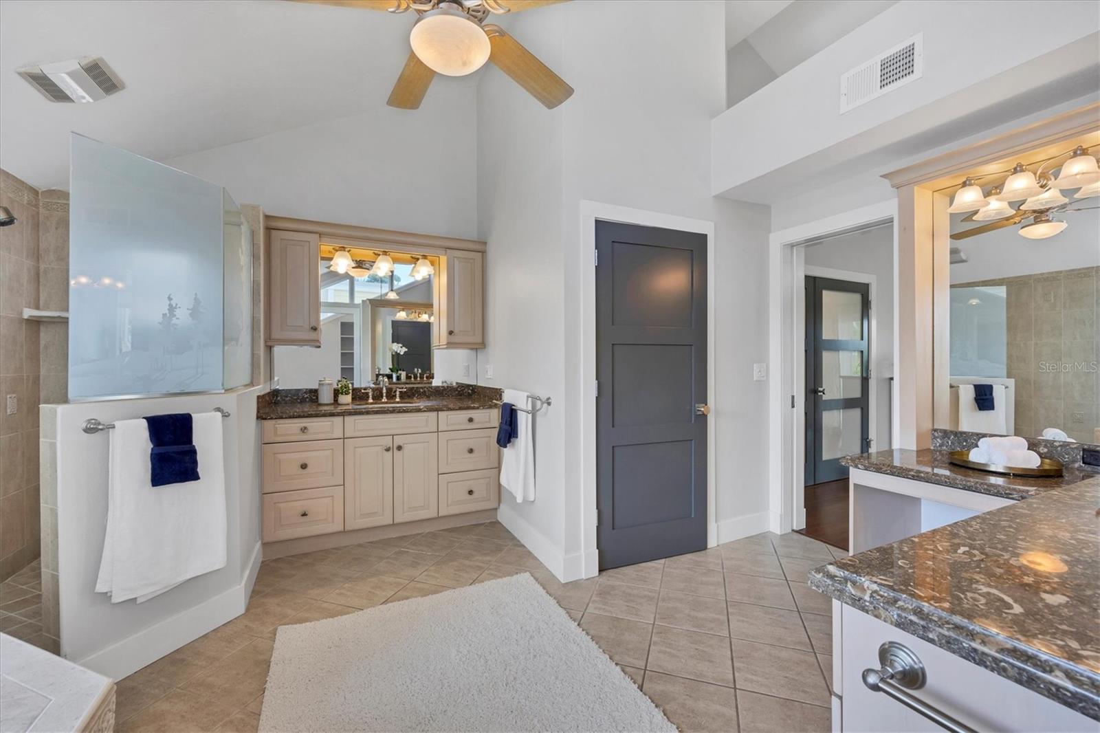 SIESTA COVE - Residential