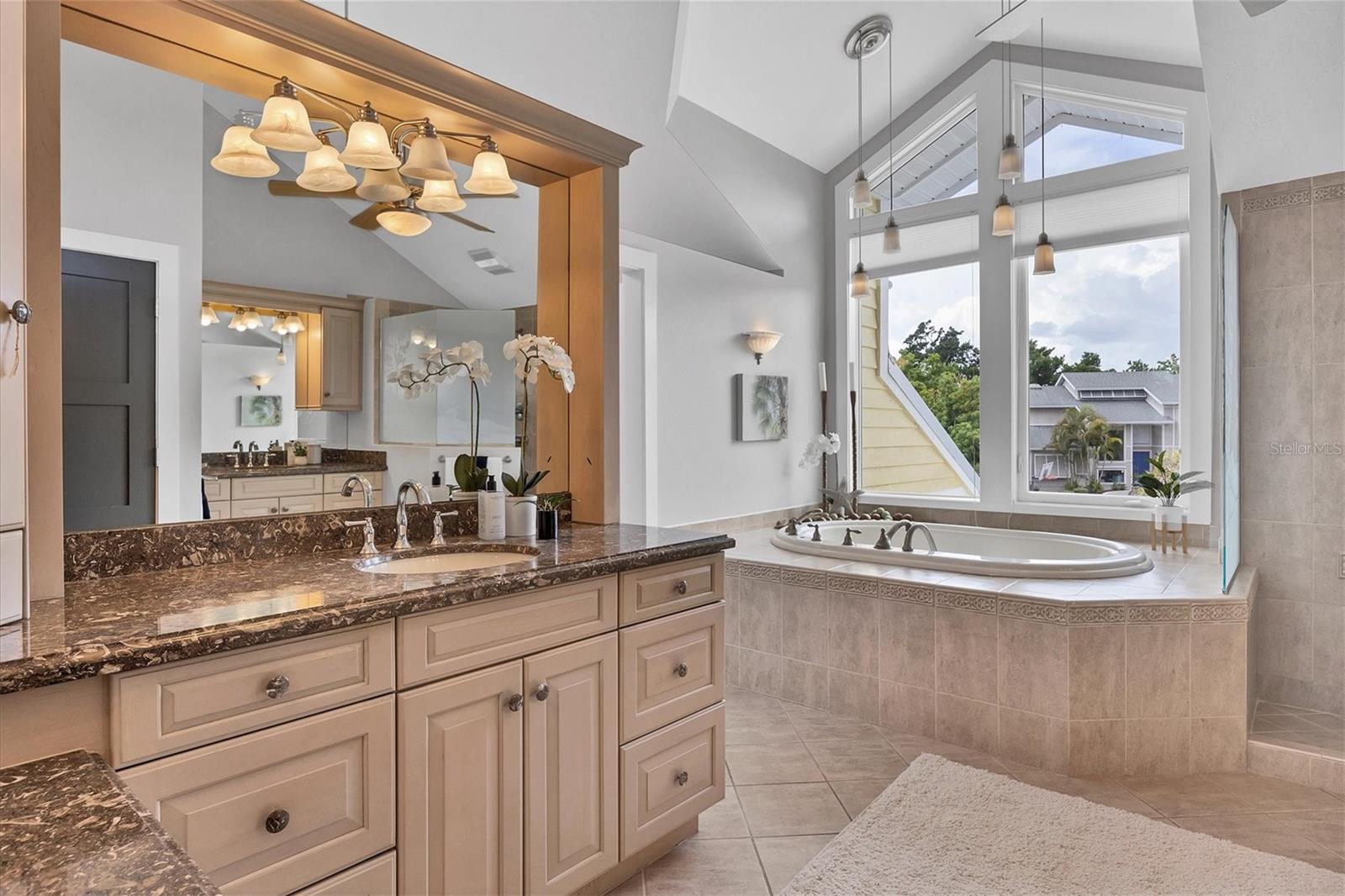 SIESTA COVE - Residential