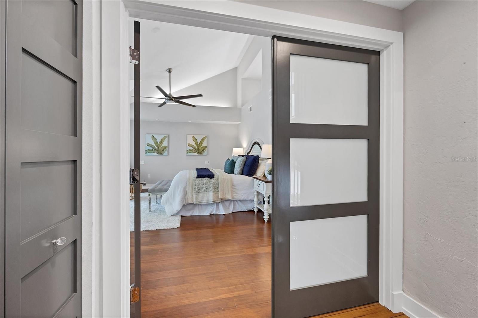 SIESTA COVE - Residential