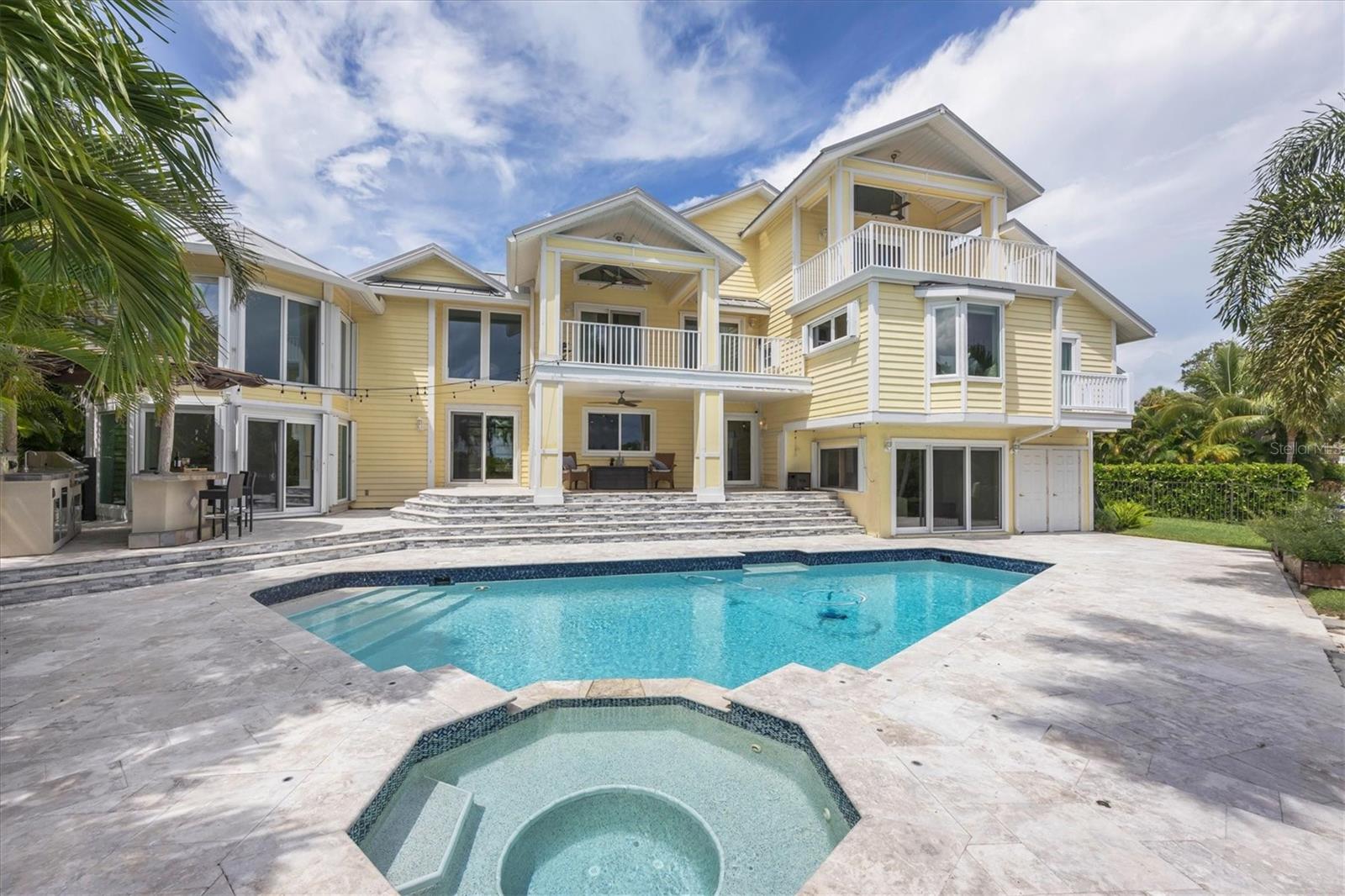 SIESTA COVE - Residential